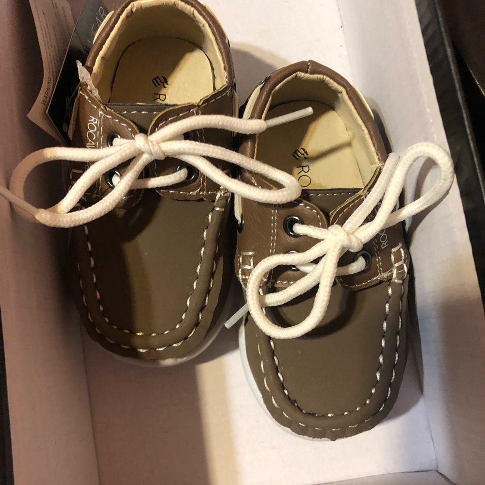 RW Baby shoes size 5